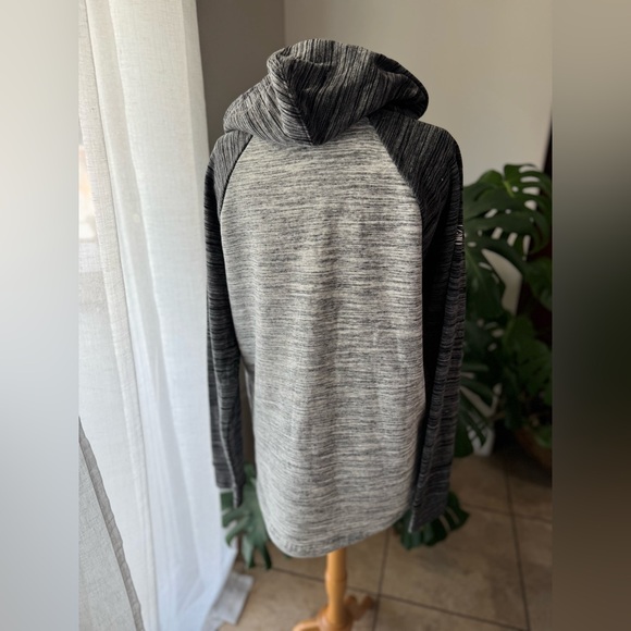 NFL Seattle Seahawks Hoodie Ultra Game Gray Black Pocket Sweatshirt Men’s M NWT - Picture 6 of 7